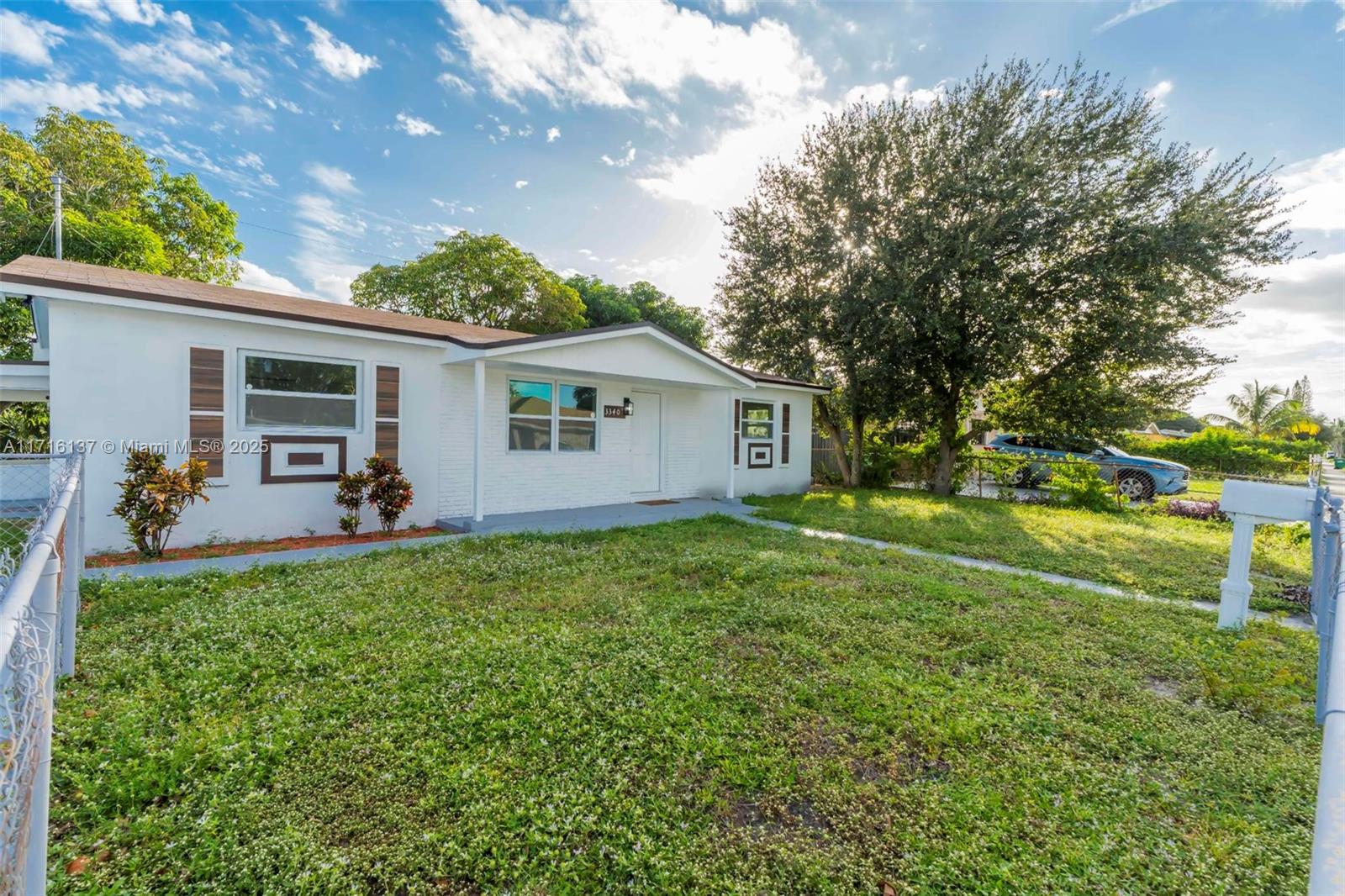 3340 NW 211th St