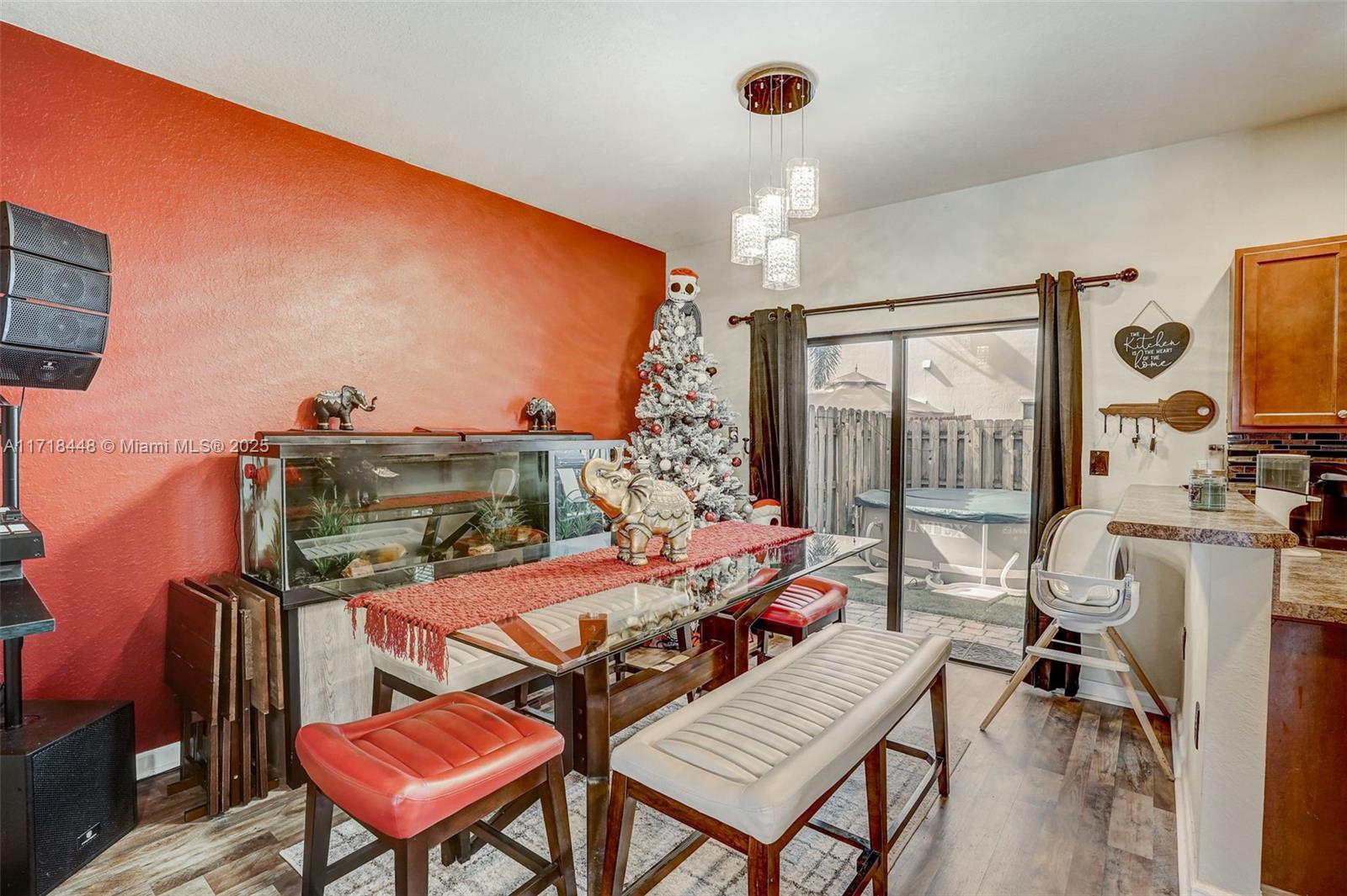 350 NE 37th Pl # 350