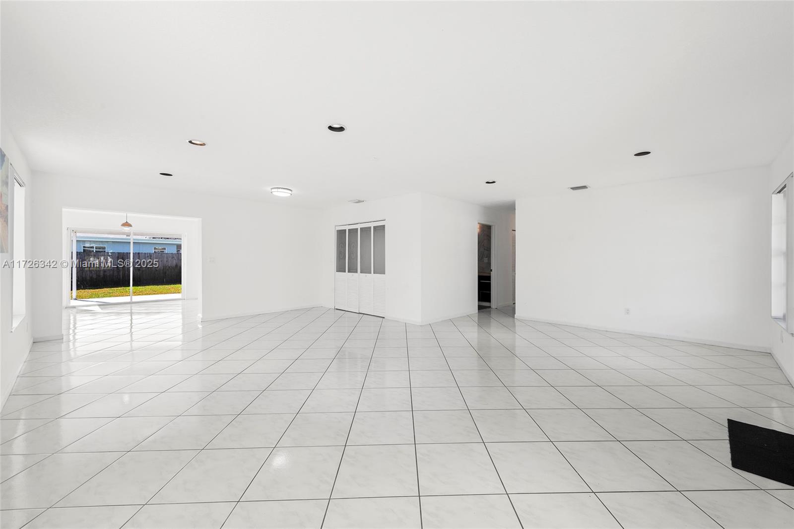11940 SW 178th Ter