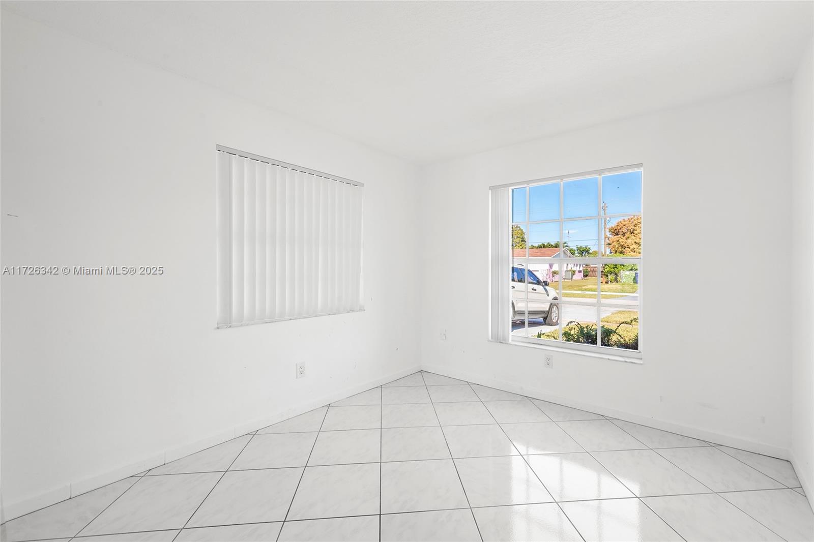 11940 SW 178th Ter