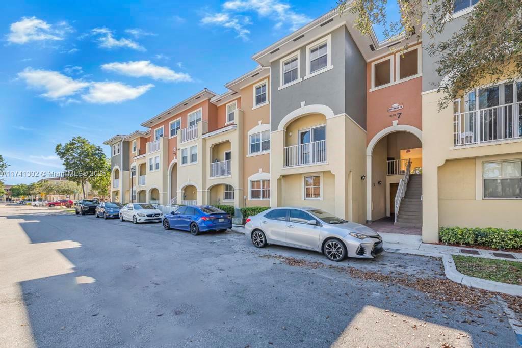 10870 NW 88th Ter # 207
