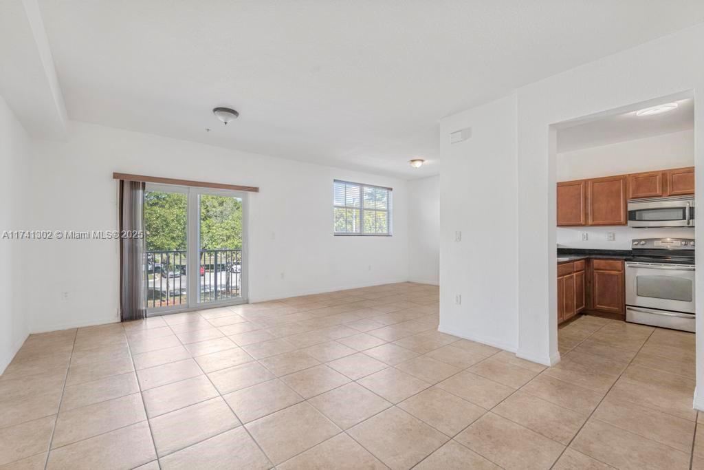 10870 NW 88th Ter # 207