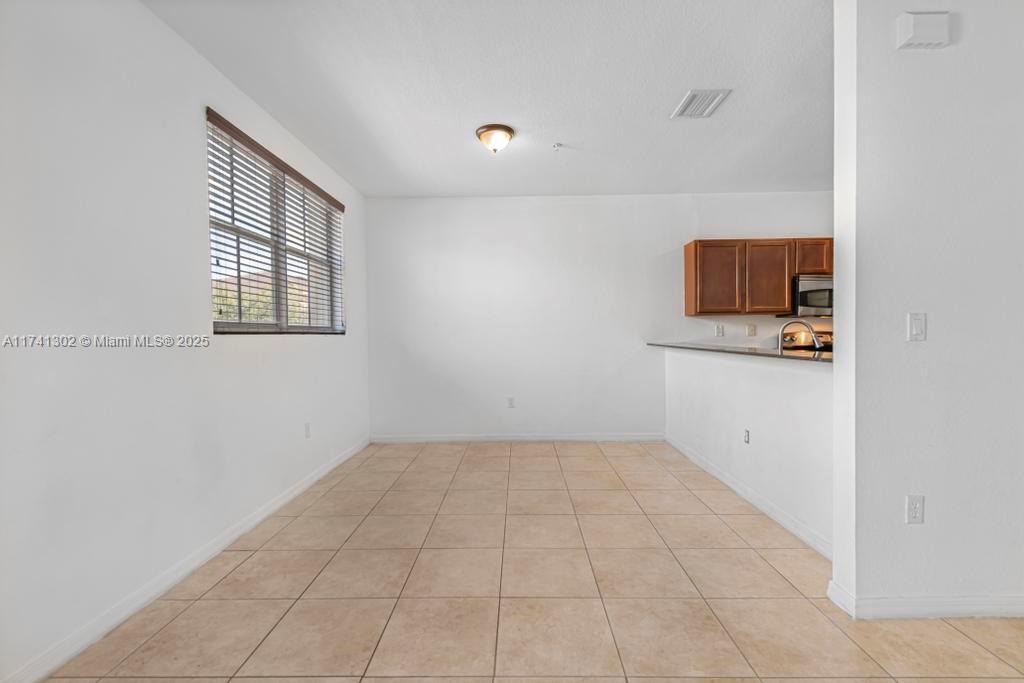 10870 NW 88th Ter # 207