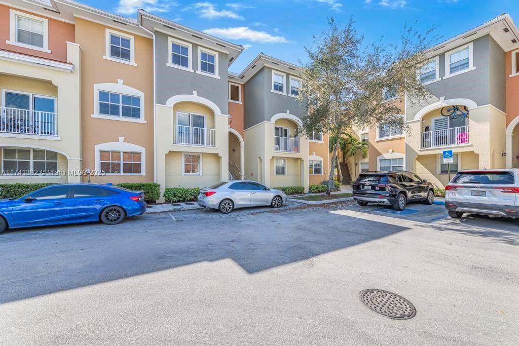 10870 NW 88th Ter # 207