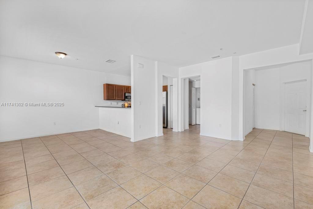 10870 NW 88th Ter # 207