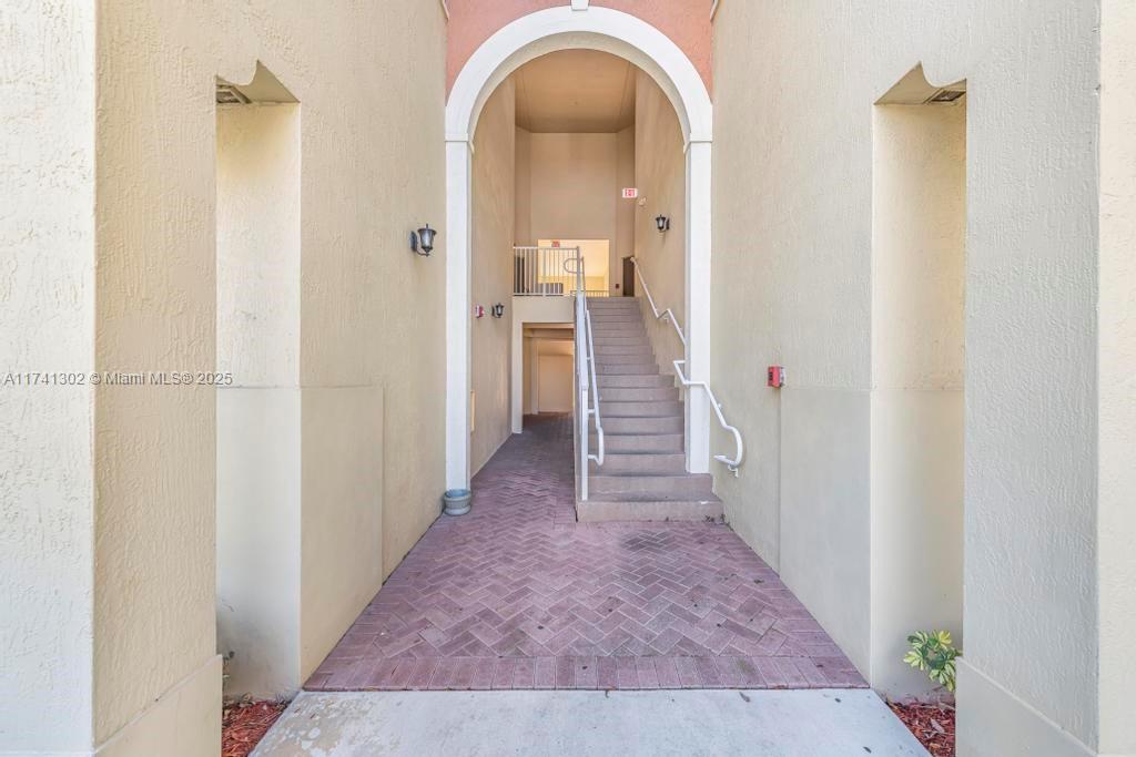 10870 NW 88th Ter # 207
