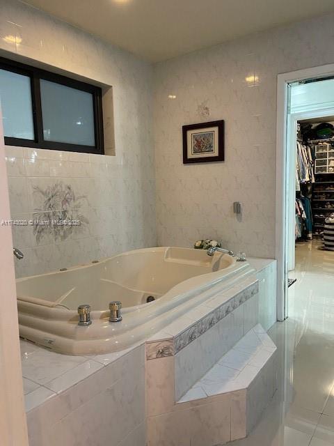 2701 SW 79th Ave