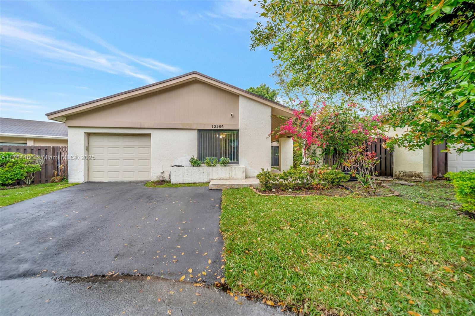 13456 SW 108th St Cir N