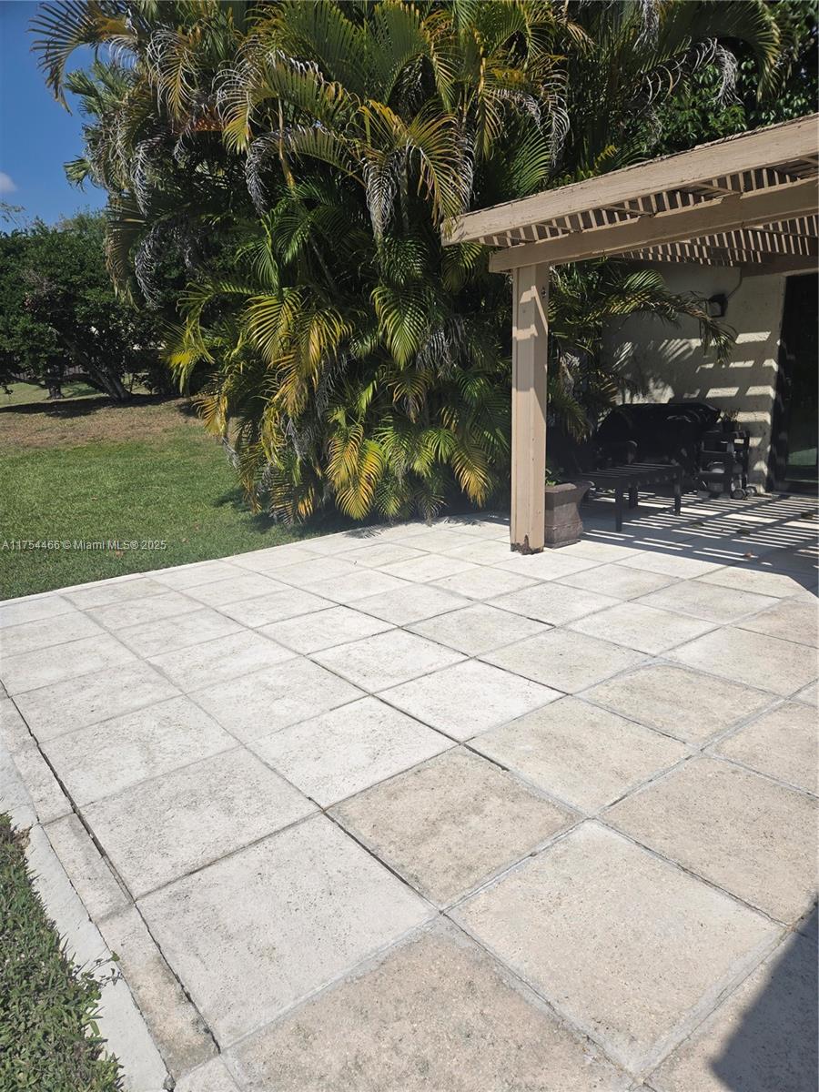 13456 SW 108th St Cir N