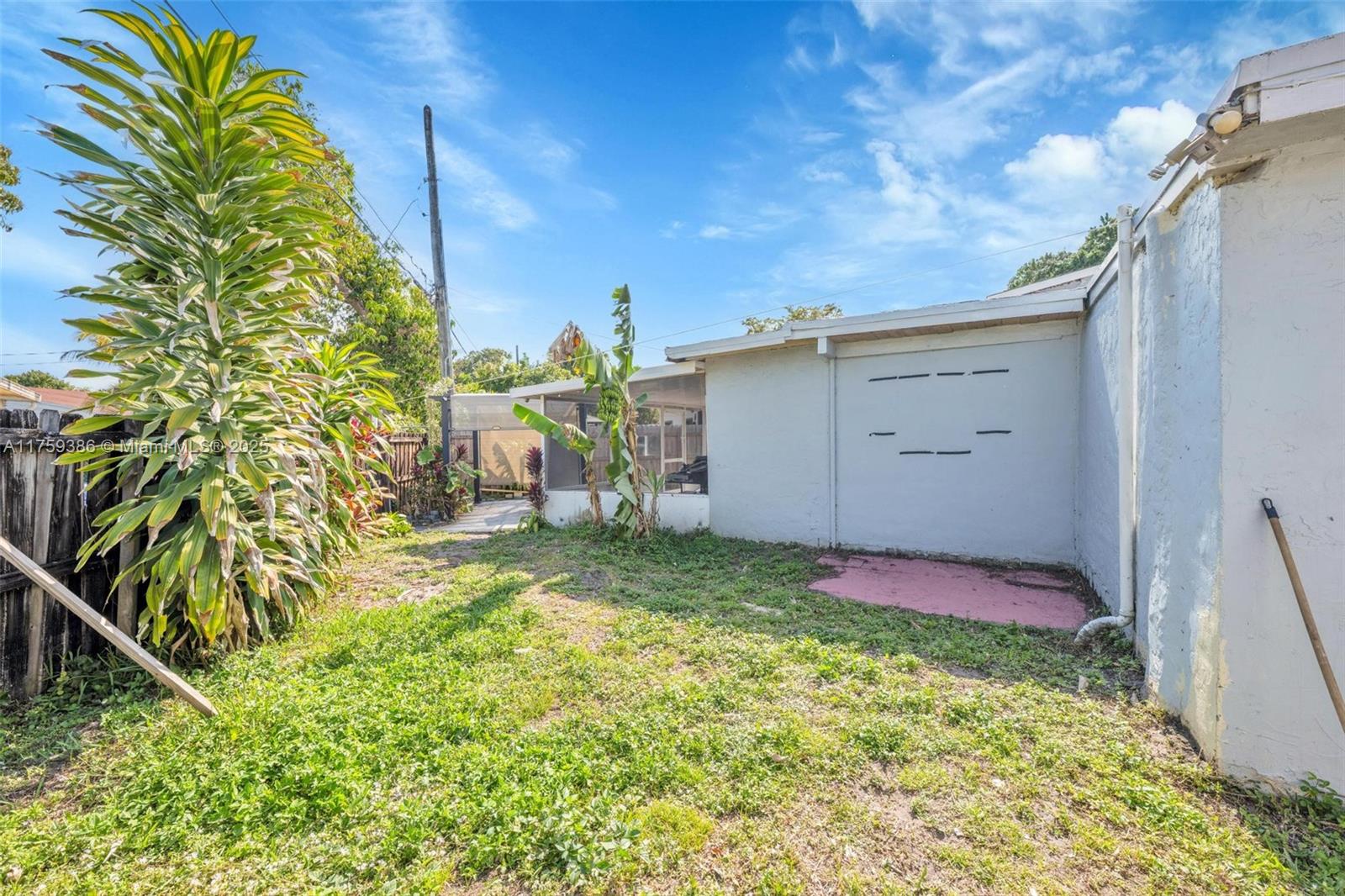 6545 Sw 20th St