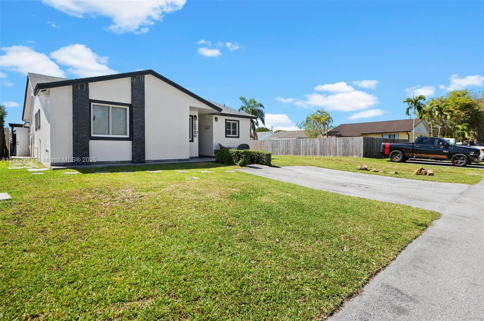 12520 SW 250th Ter