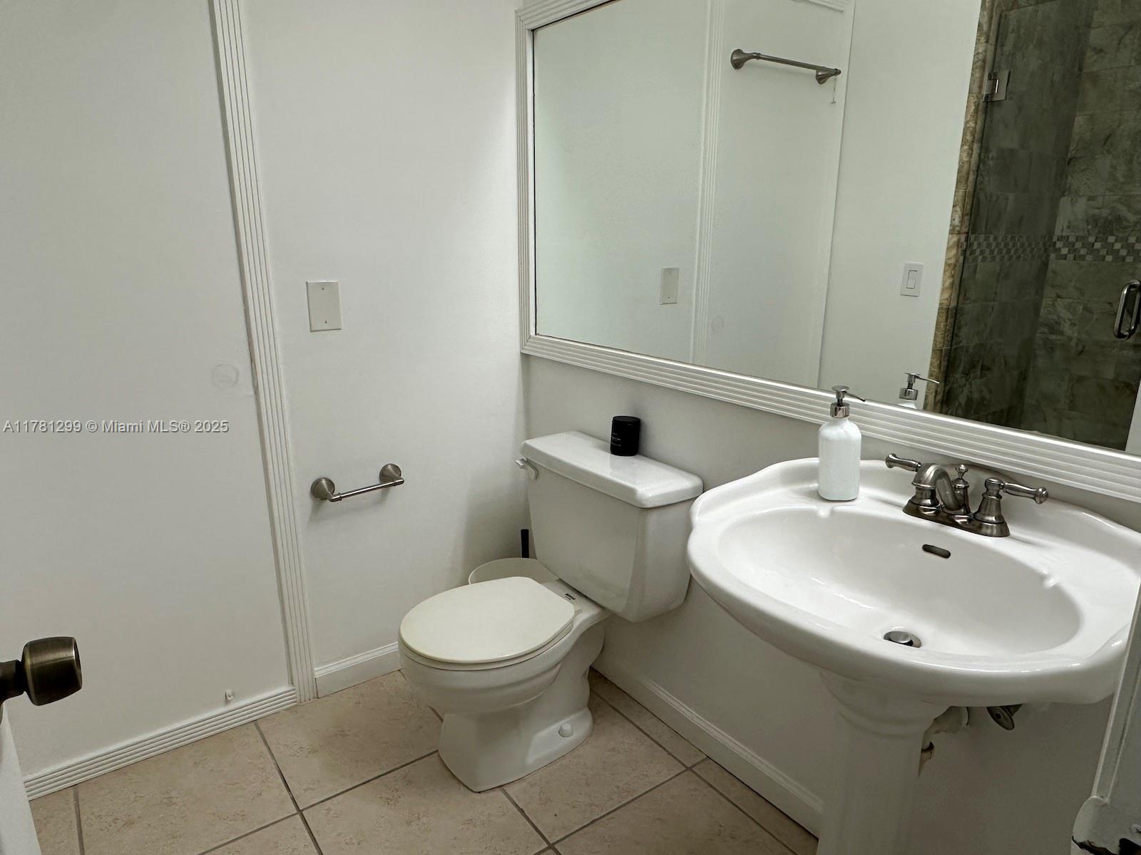 11035 SW 132nd Ct # 3 Unit: 13-3