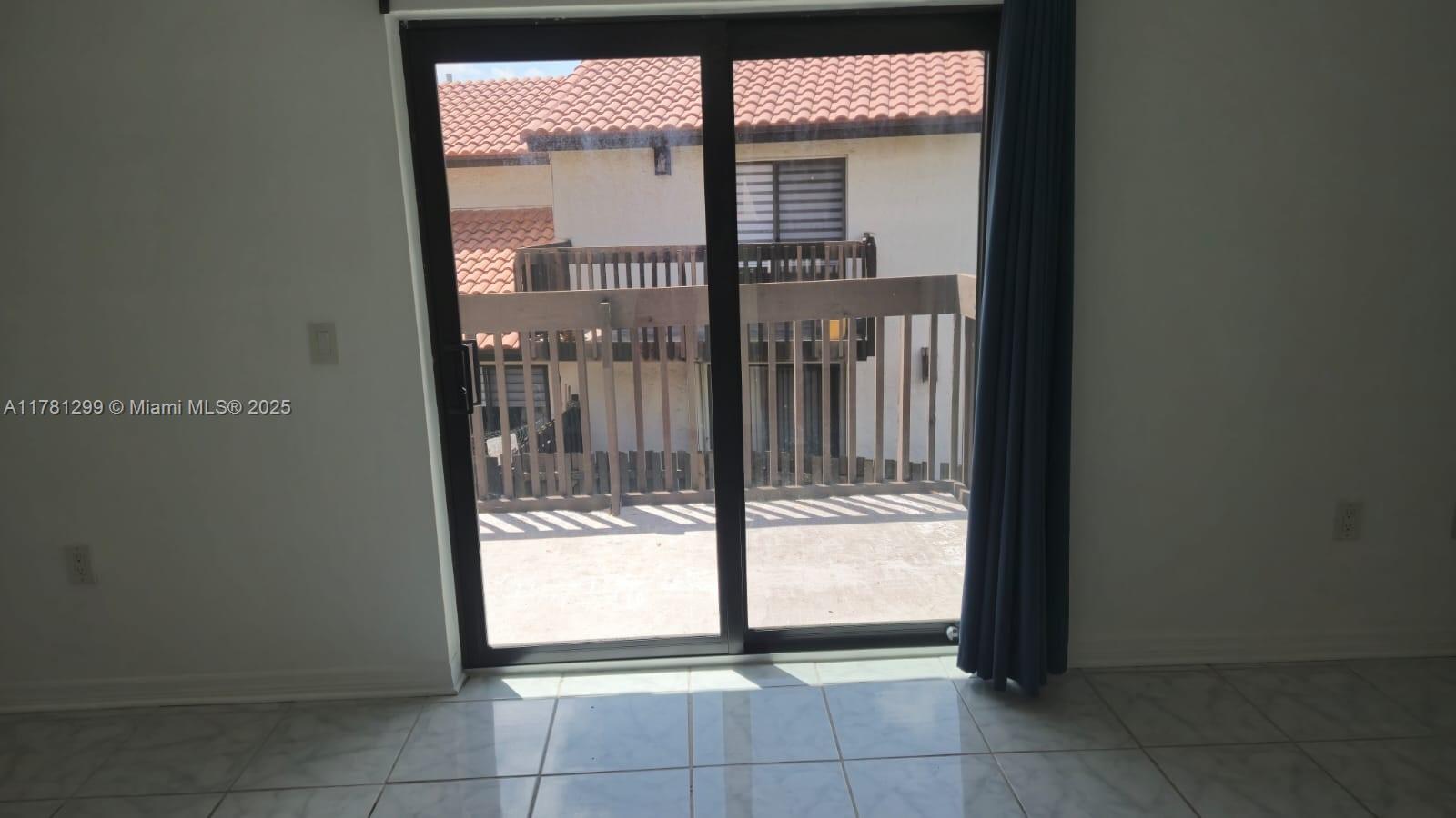 11035 SW 132nd Ct # 3 Unit: 13-3