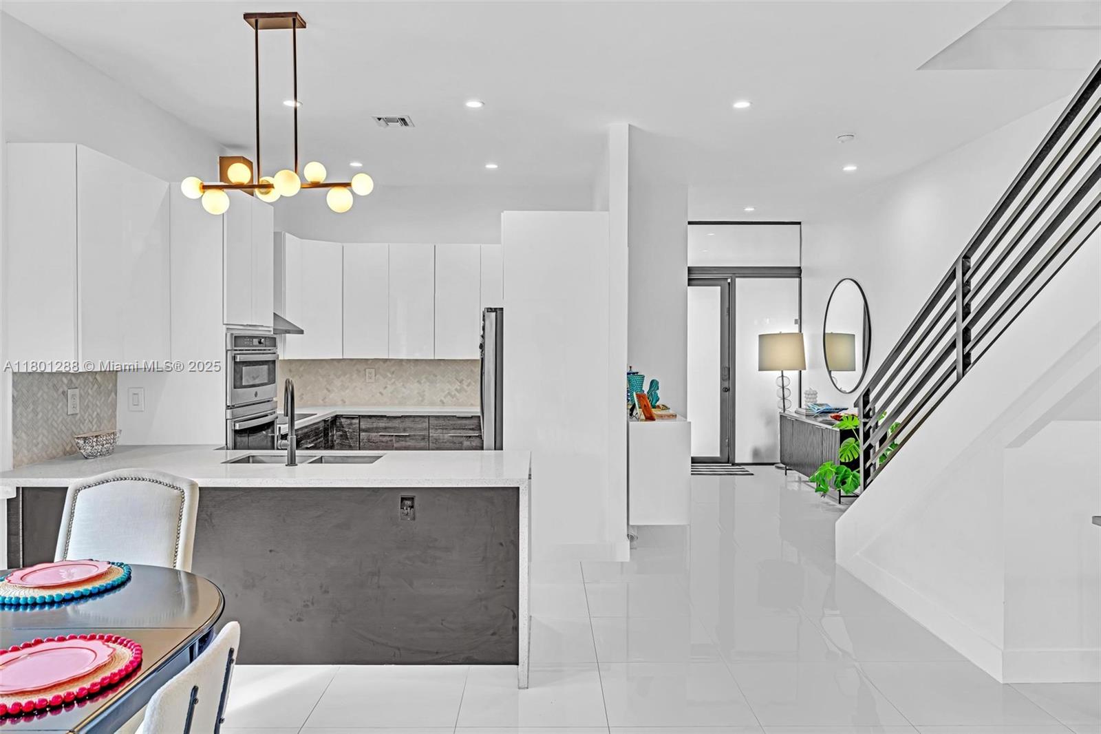 3268 SW 23rd Ter, Miami