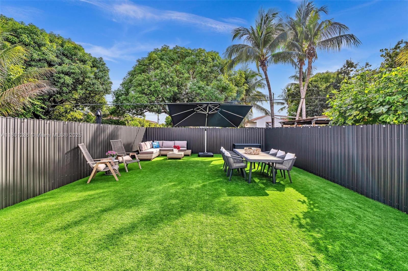 3268 SW 23rd Ter, Miami