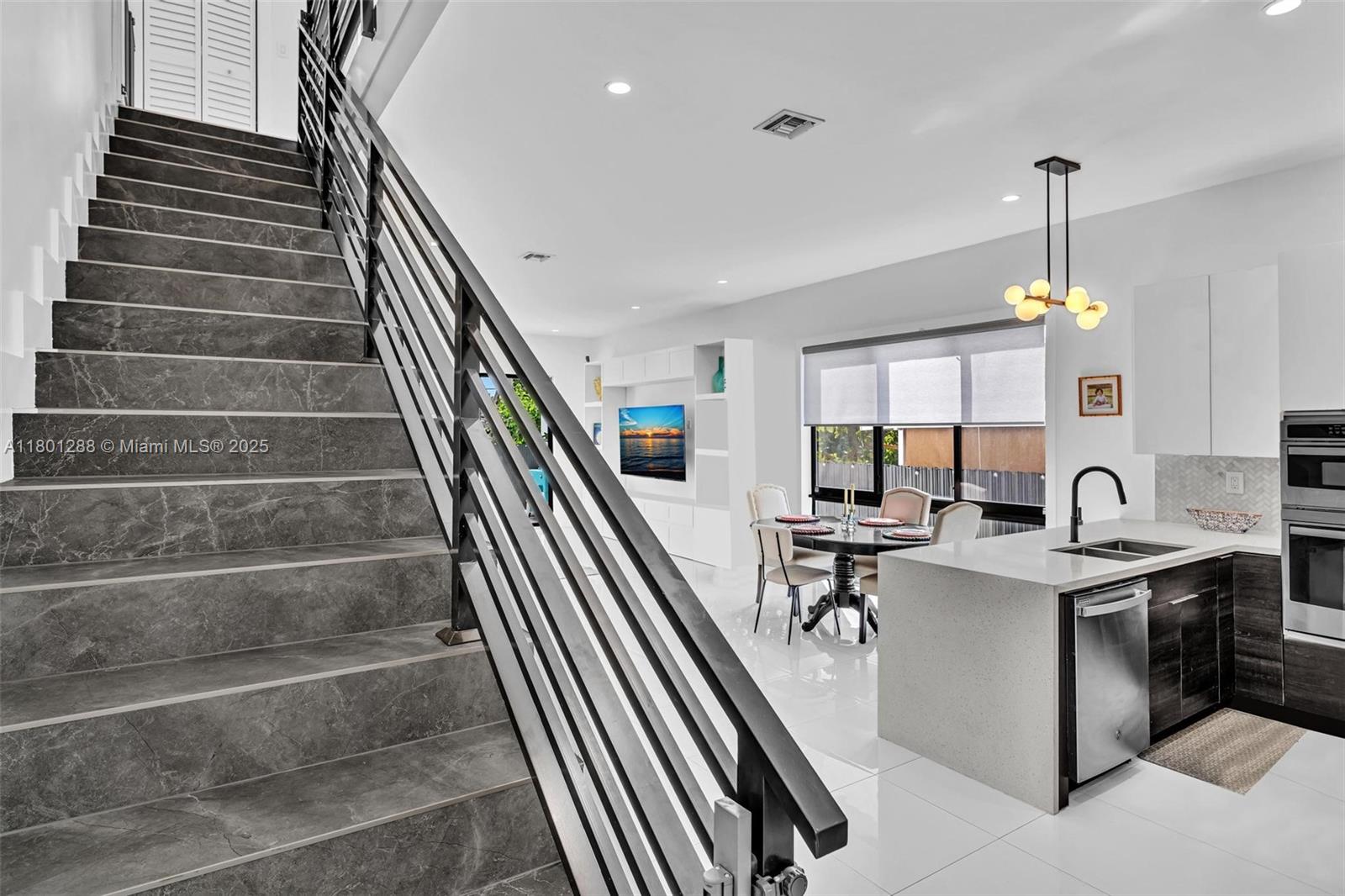 3268 SW 23rd Ter, Miami