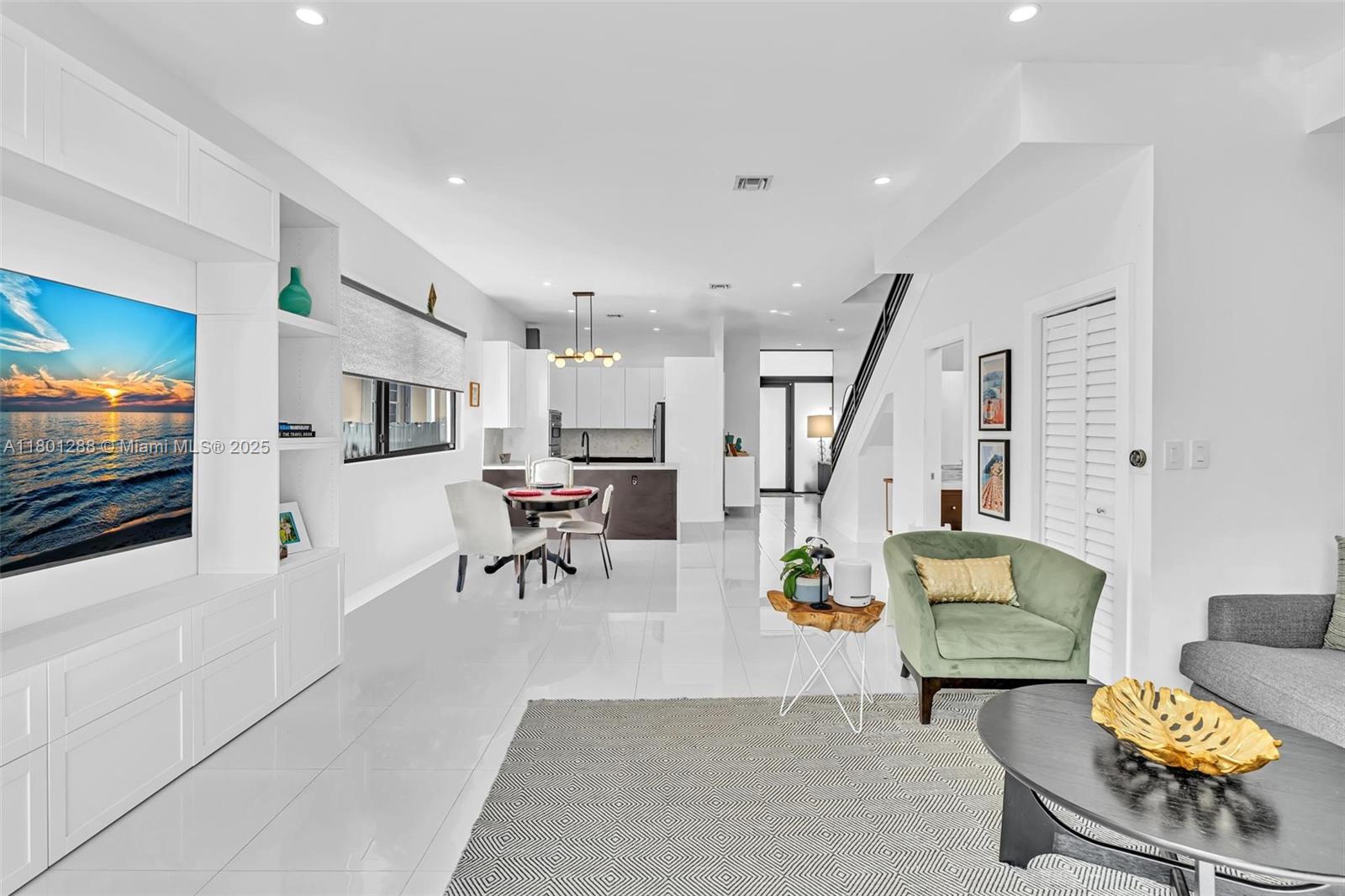 3268 SW 23rd Ter, Miami