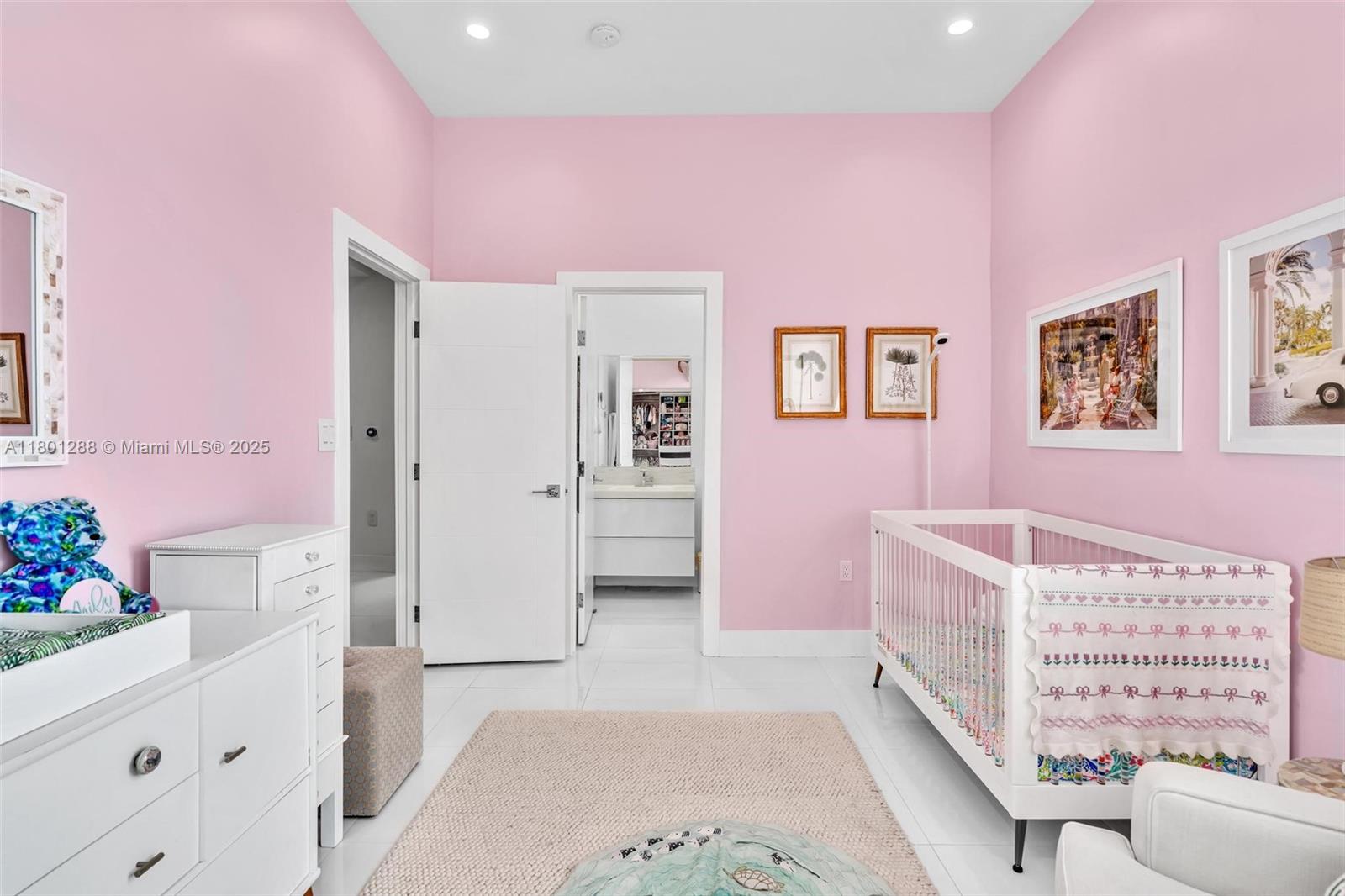 3268 SW 23rd Ter, Miami