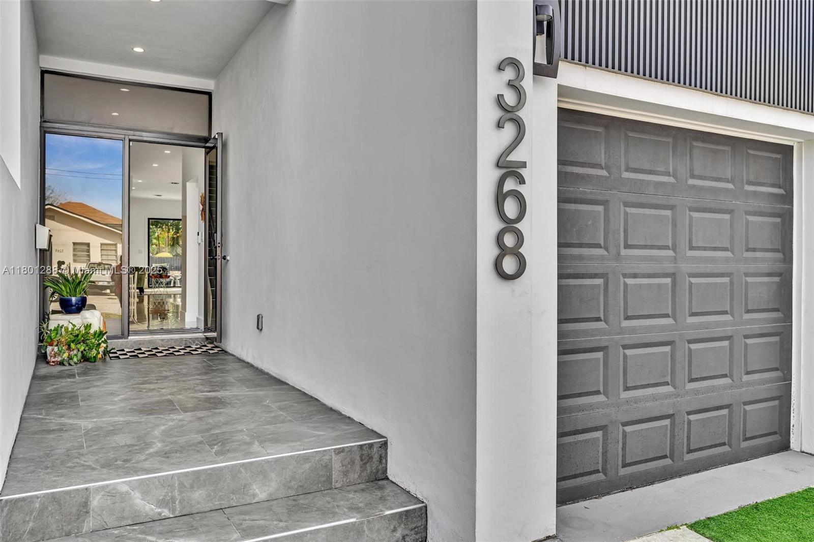 3268 SW 23rd Ter, Miami