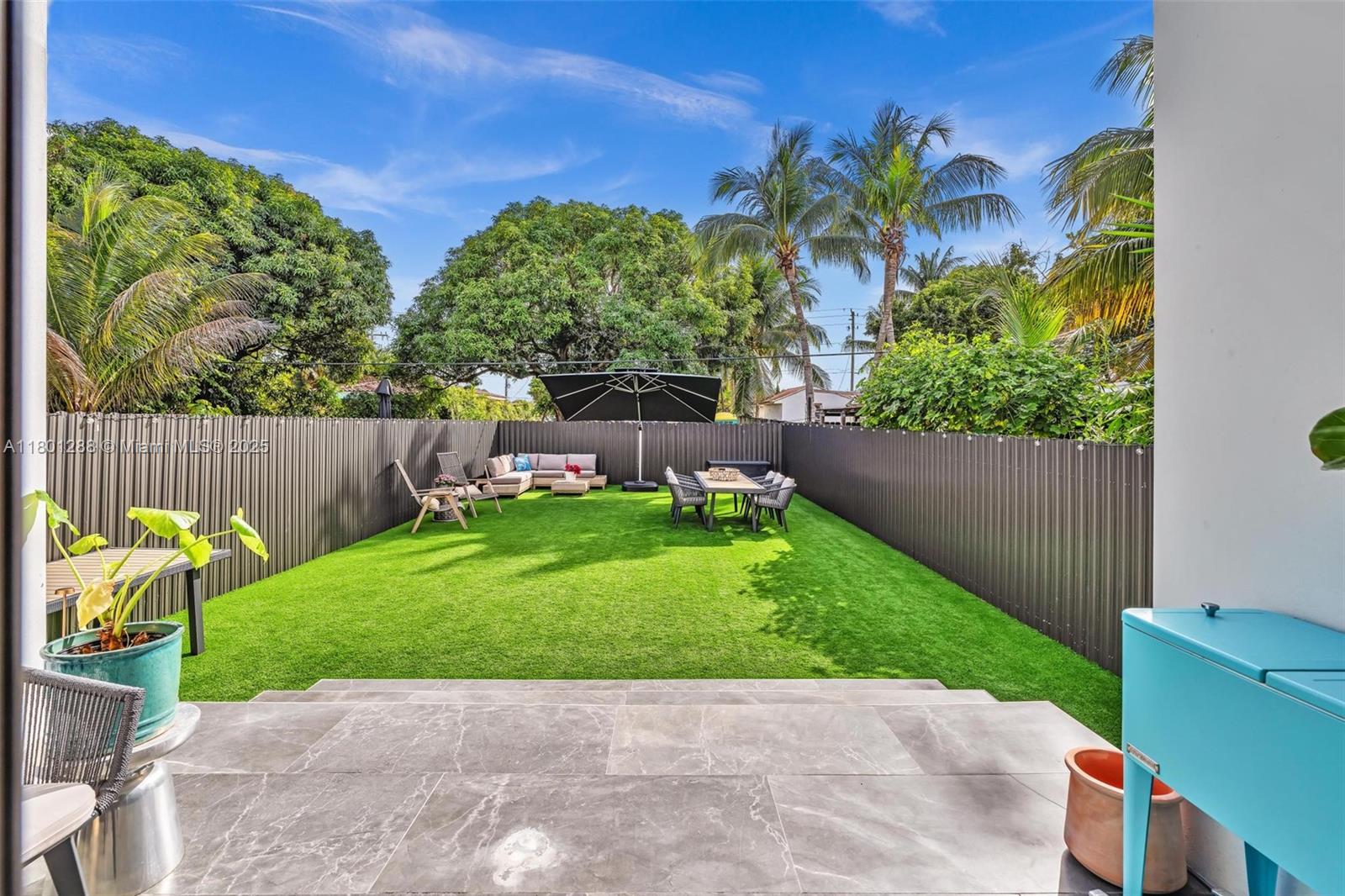 3268 SW 23rd Ter, Miami