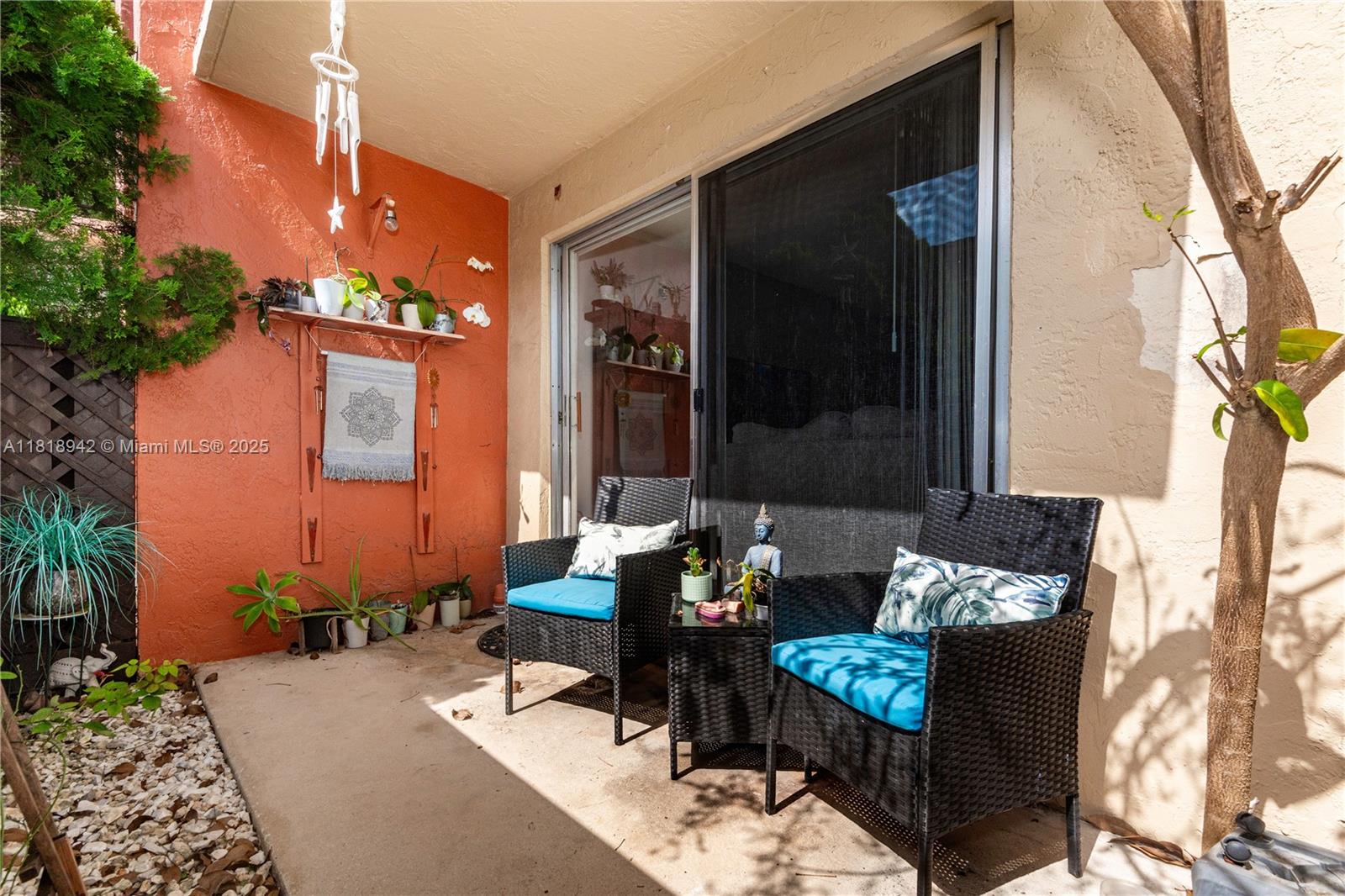 10816 N Kendall Dr # R17