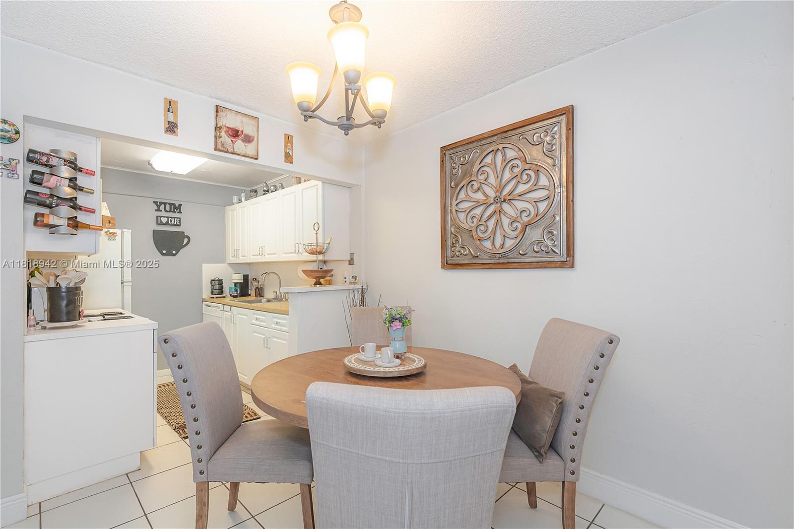 10816 N Kendall Dr # R17