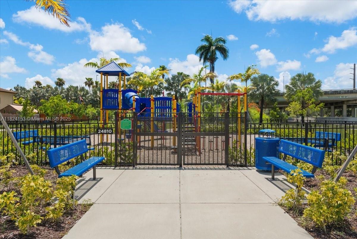 25041 SW 108th Ave