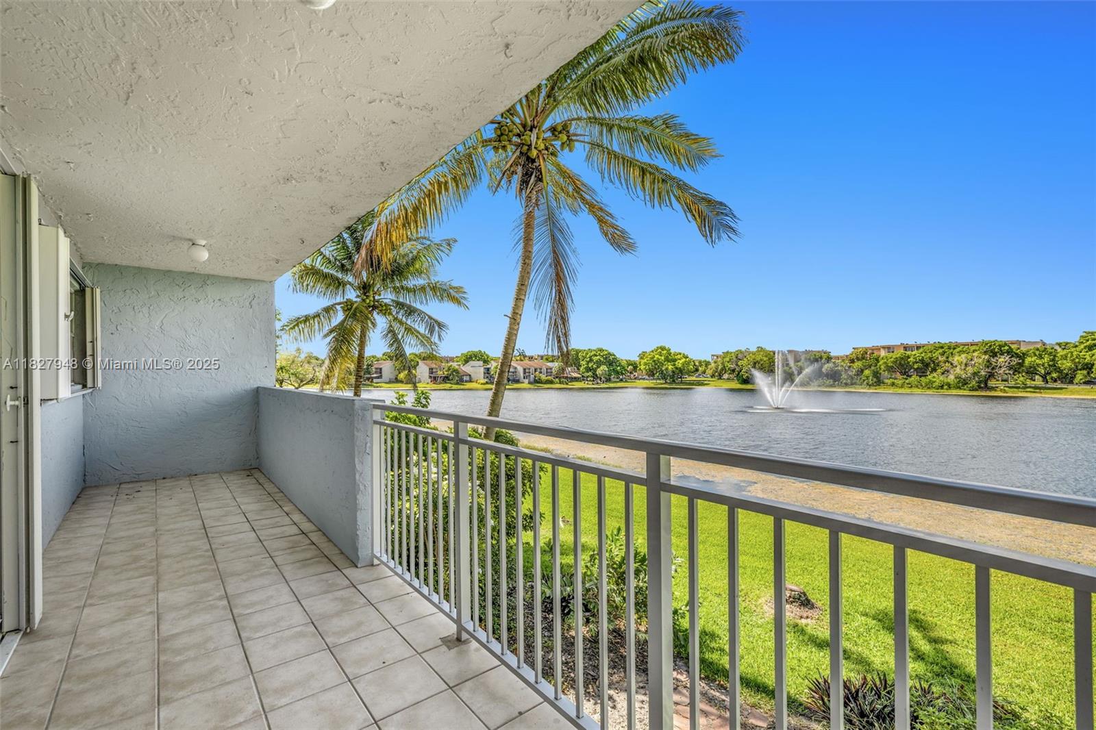 9357 Fontainebleau Blvd # 207D