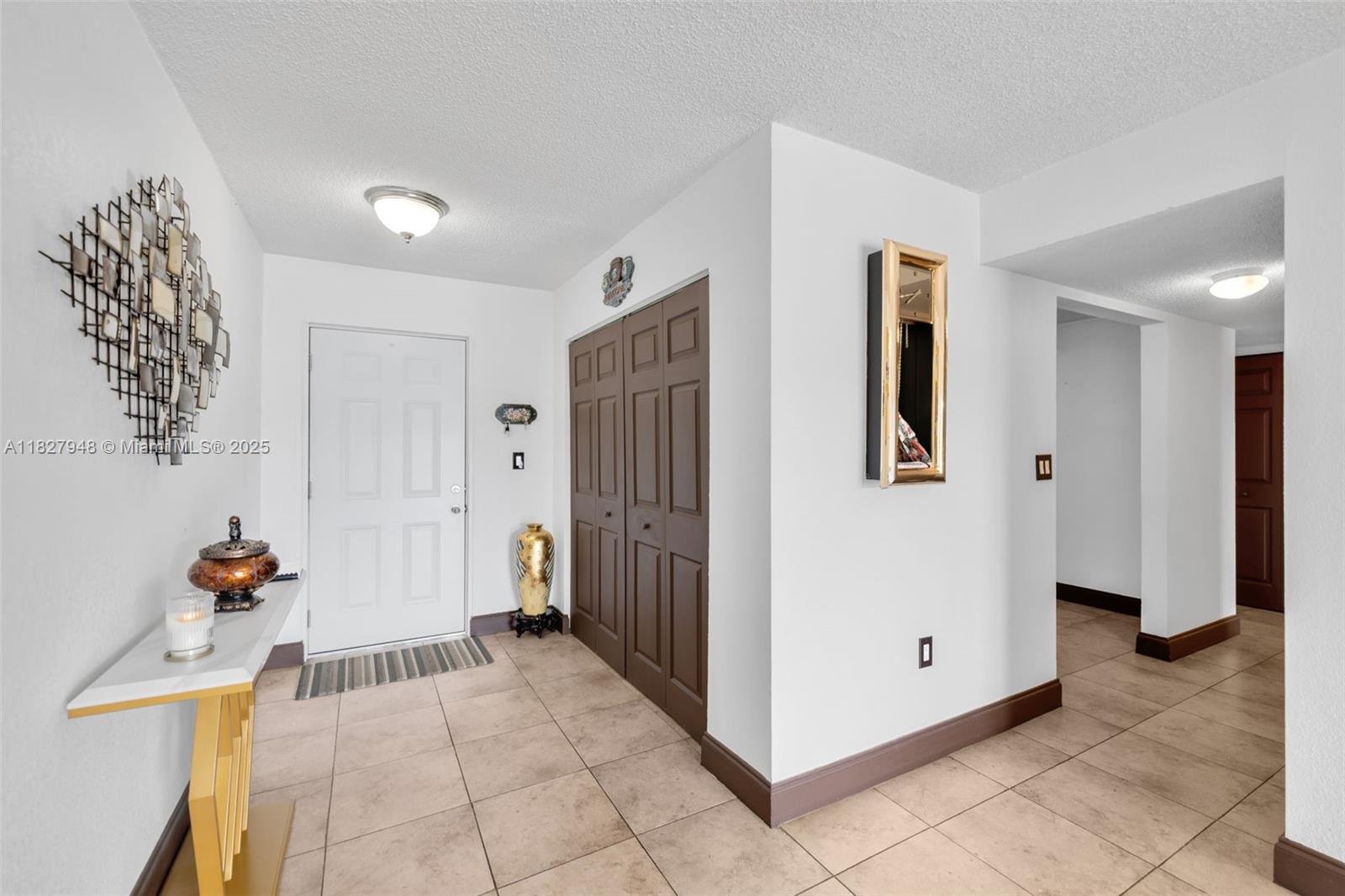 9357 Fontainebleau Blvd # 207D