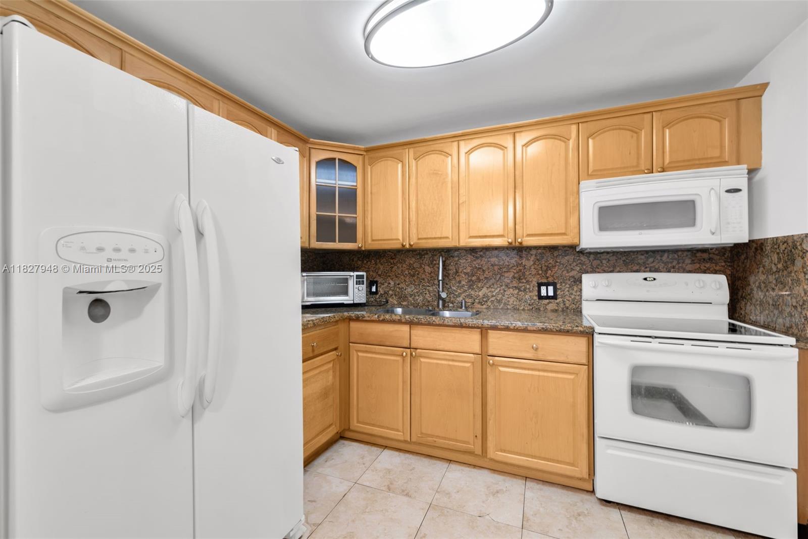 9357 Fontainebleau Blvd # 207D