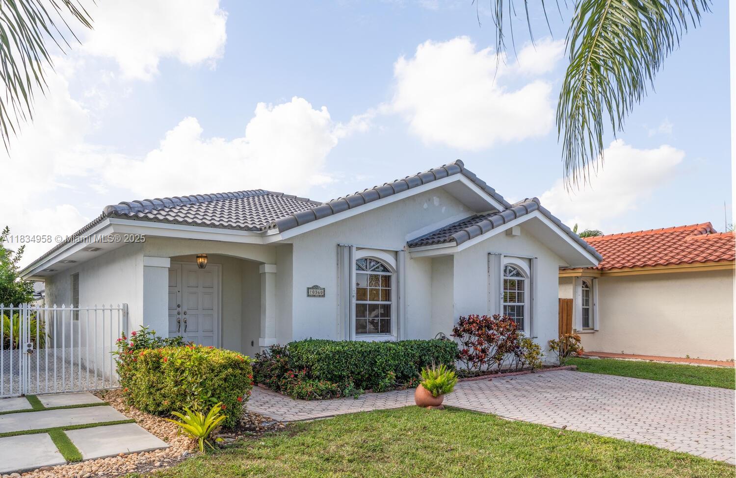 10360 SW 22nd St