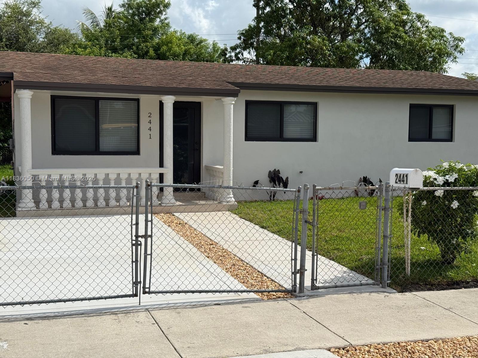 2441 NW 140th St, Opa-Locka