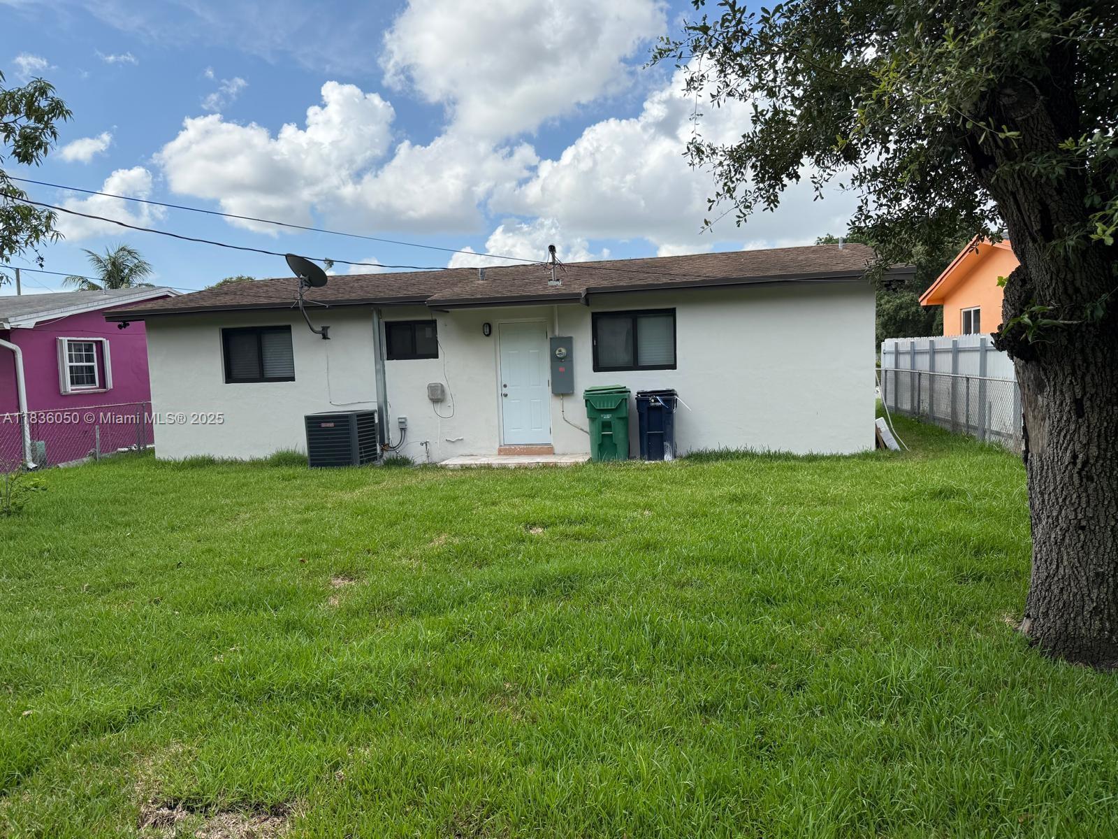 2441 NW 140th St, Opa-Locka
