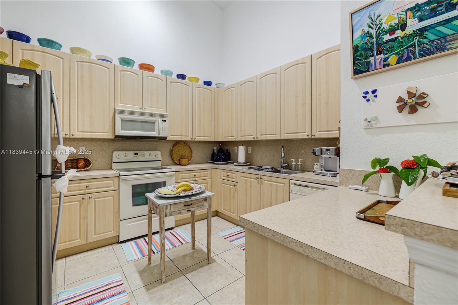 3248 NE 11th Dr