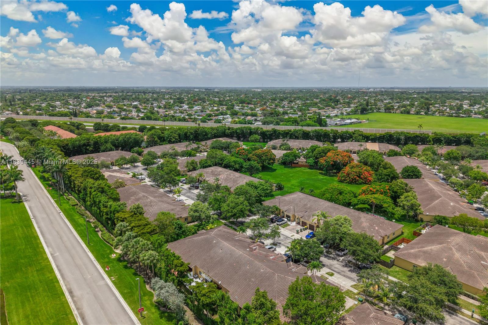 3248 NE 11th Dr