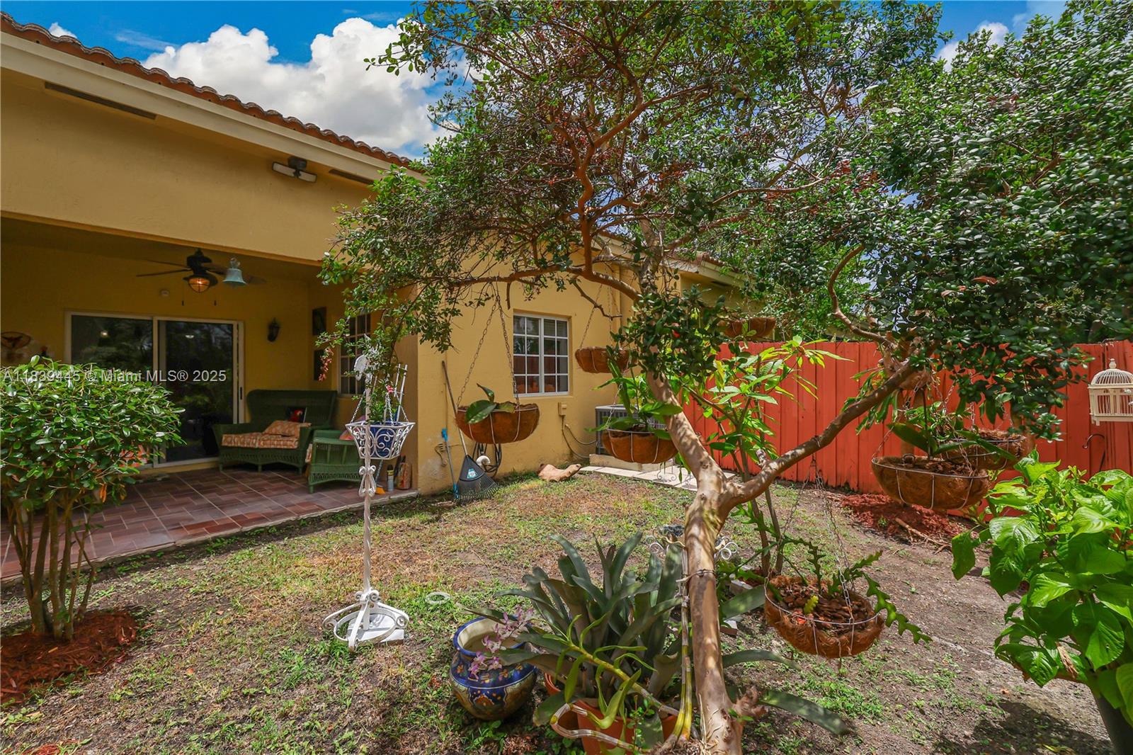 3248 NE 11th Dr