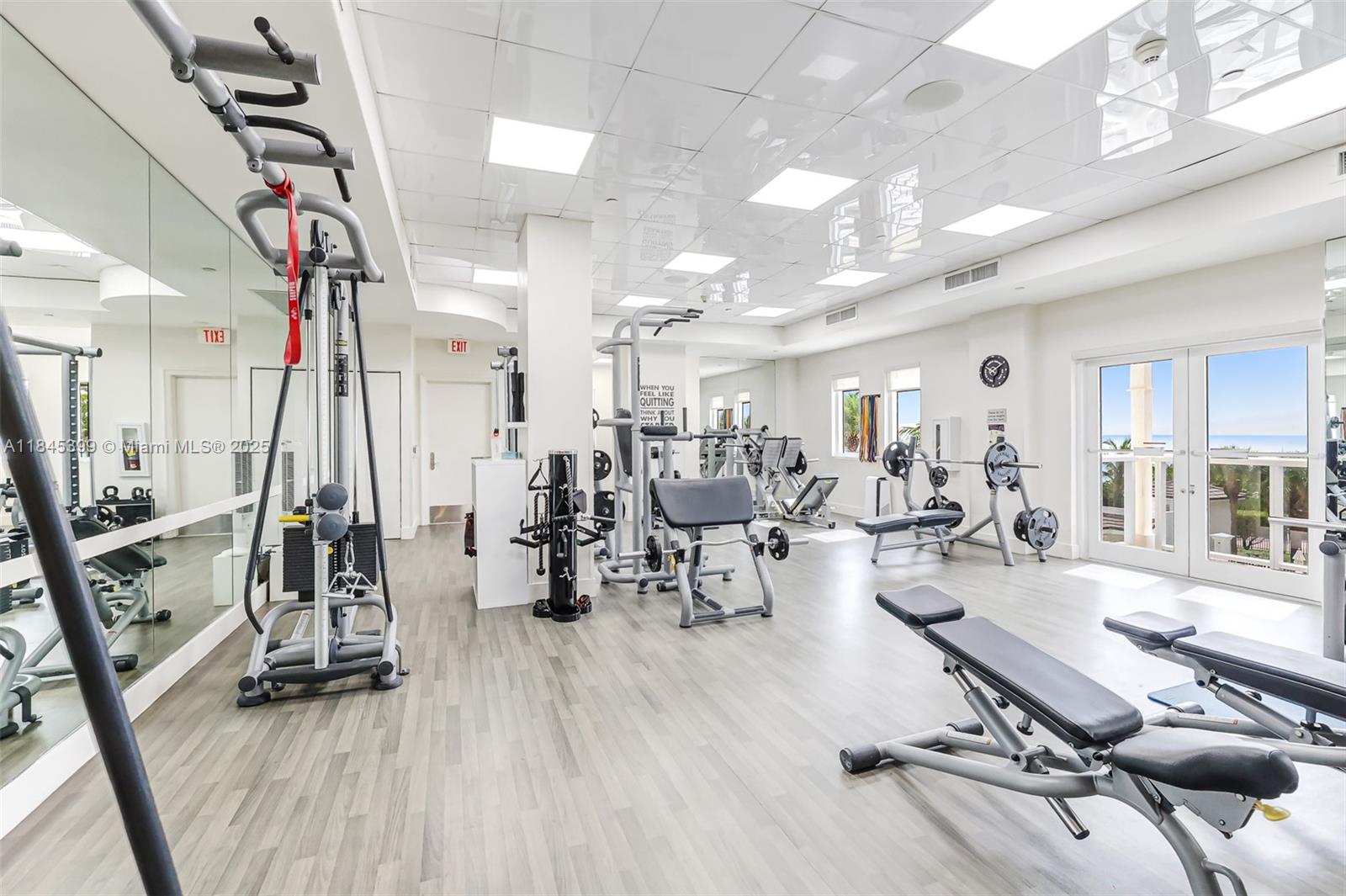 4775 Collins Ave # 1704
