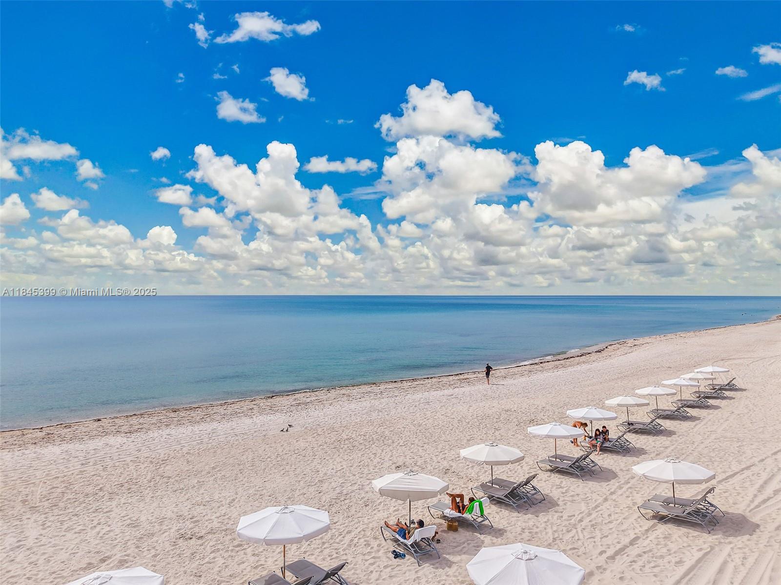4775 Collins Ave # 1704