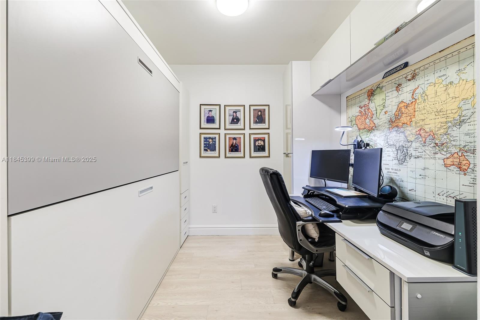 4775 Collins Ave # 1704