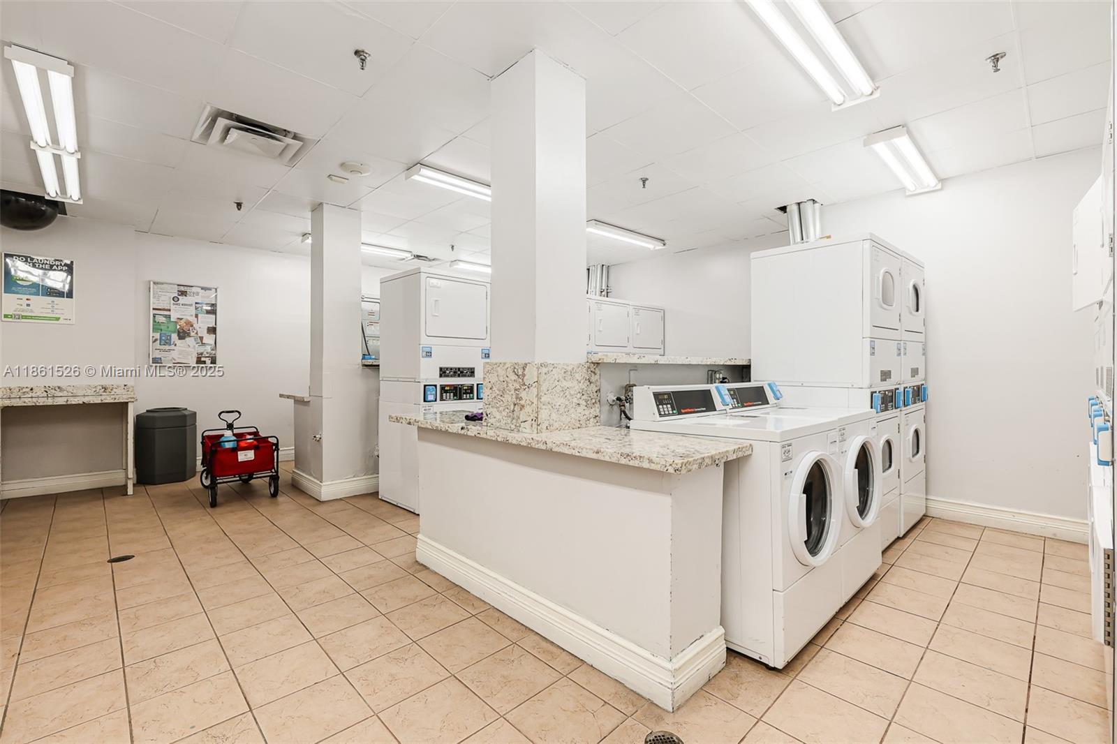 850 N Miami Ave Unit: W-906