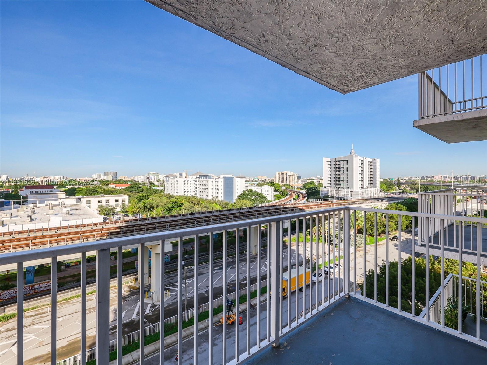 850 N Miami Ave Unit: W-906