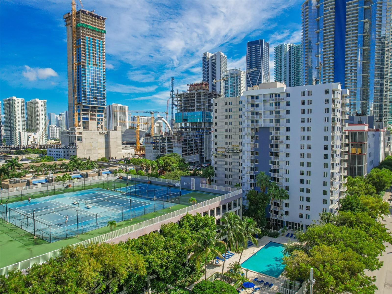 850 N Miami Ave Unit: W-906