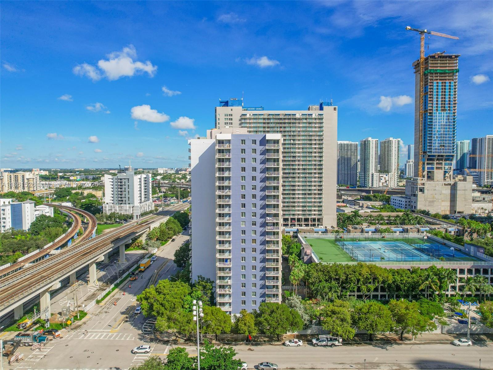 850 N Miami Ave Unit: W-906