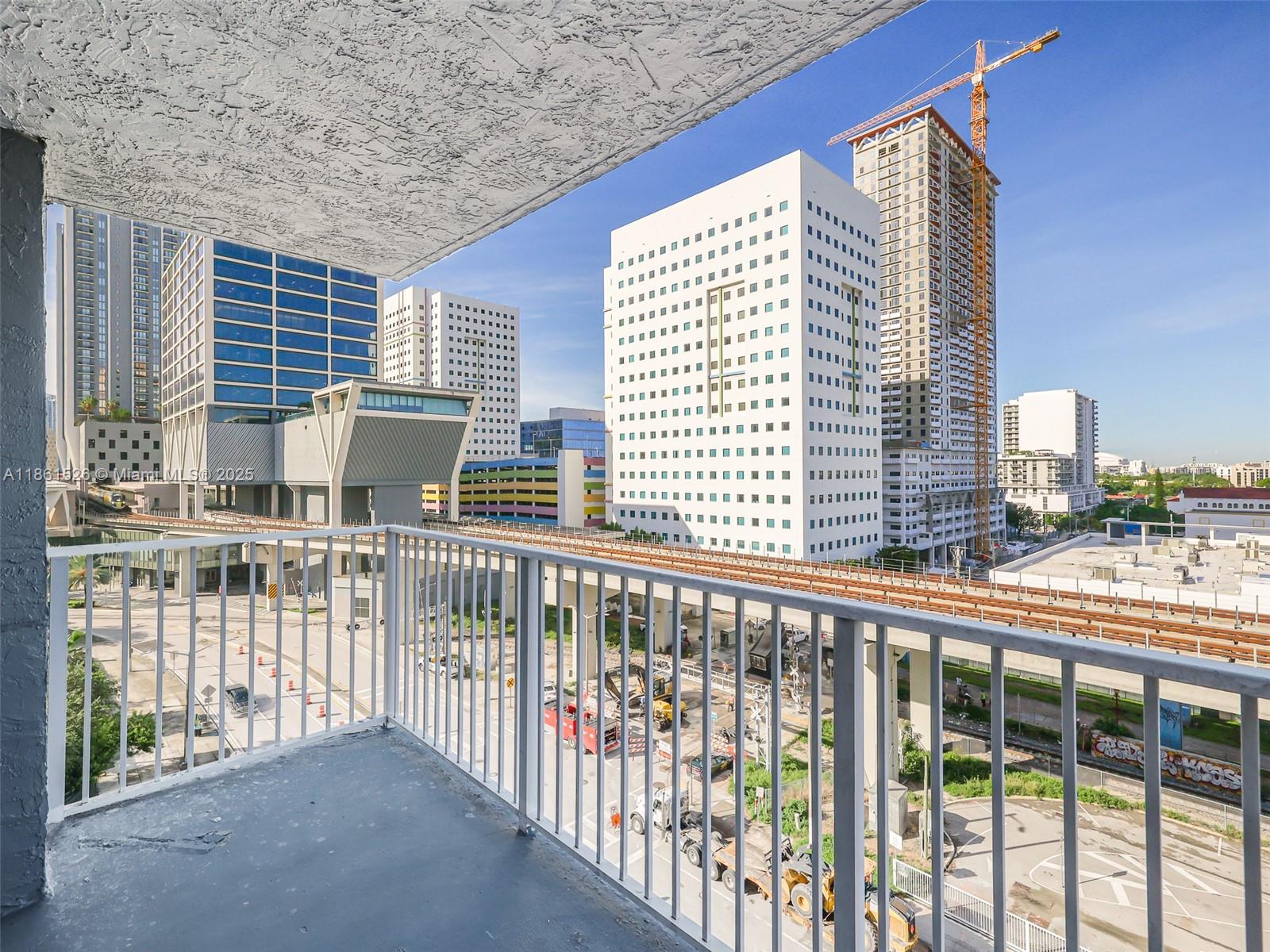 850 N Miami Ave Unit: W-906