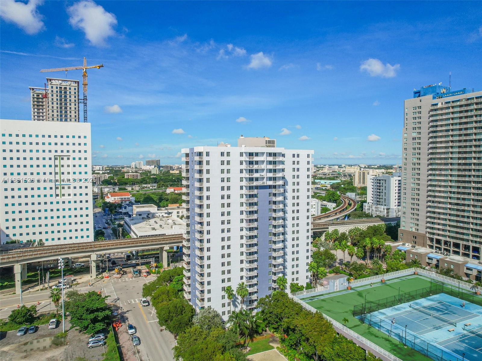 850 N Miami Ave Unit: W-906