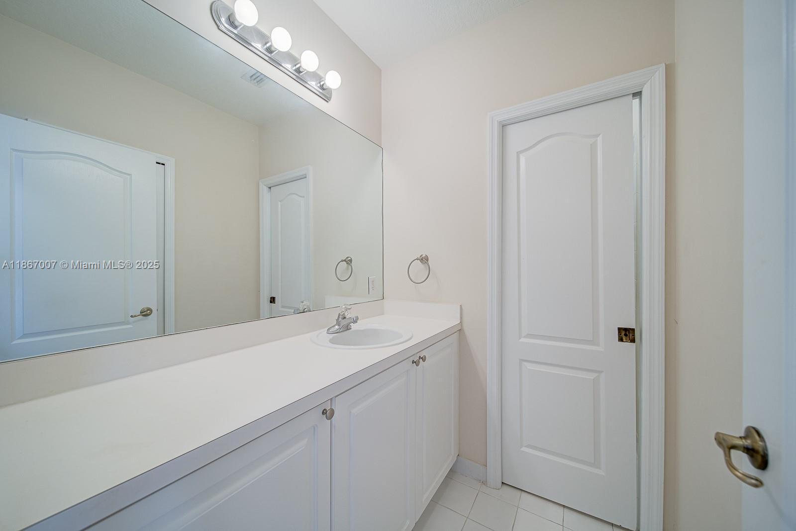 11336 NW 54th Ter # 11336 Unit: #11336