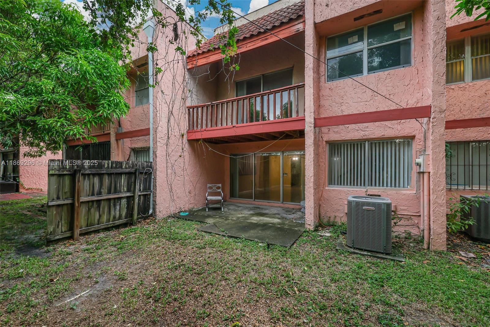 1657 NW 58th Ave # 15