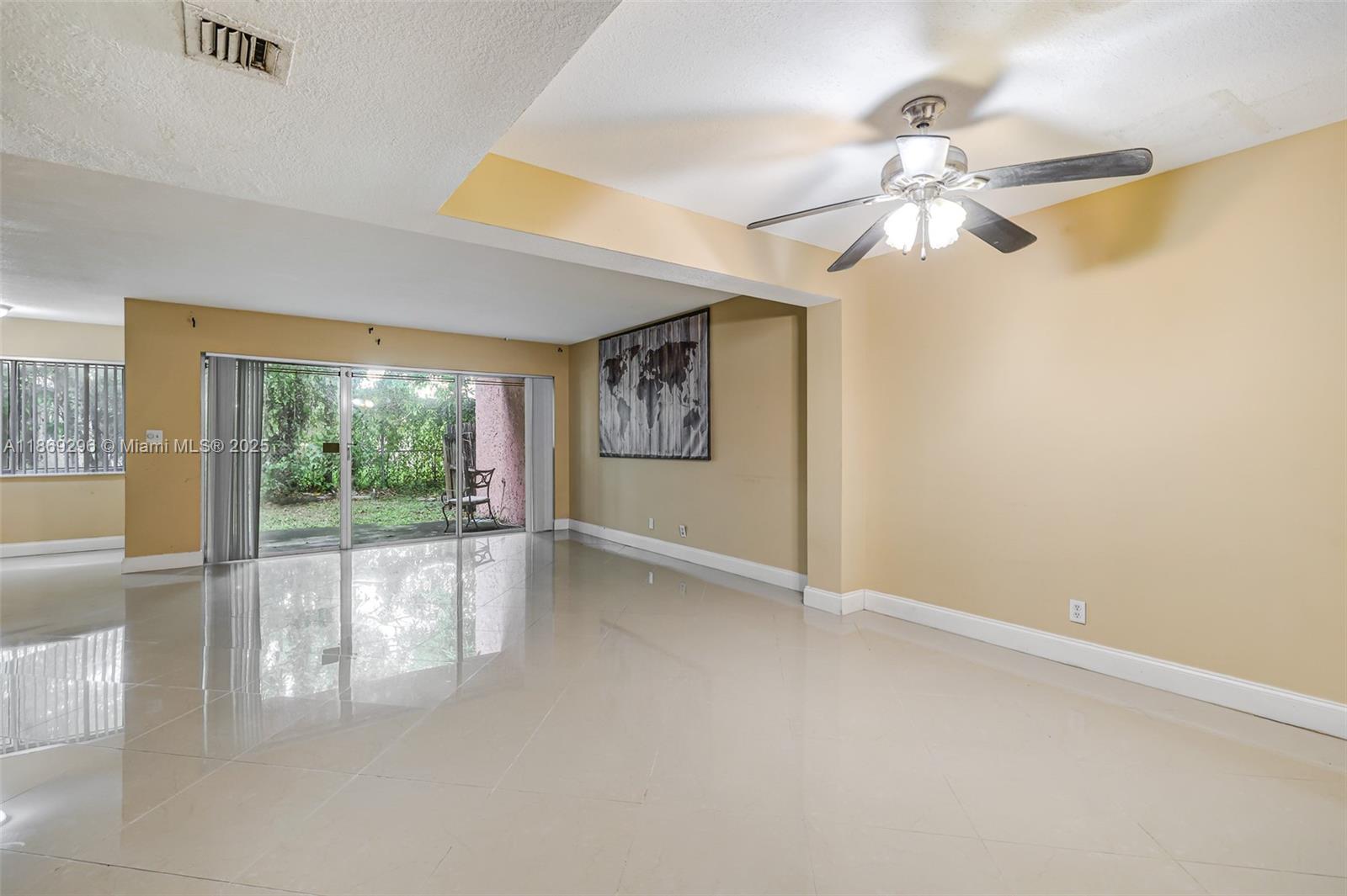 1657 NW 58th Ave # 15