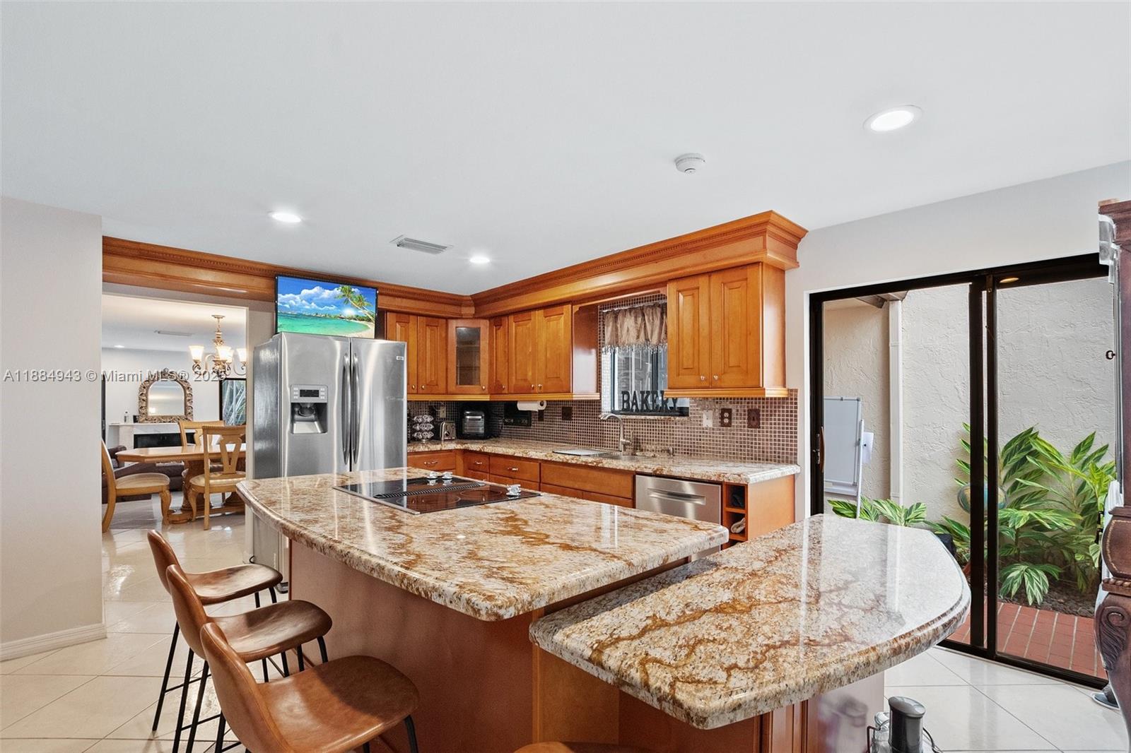 9340 NW 48th Doral Ter