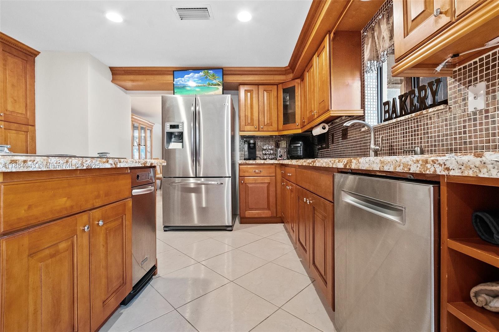 9340 NW 48th Doral Ter